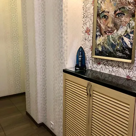 Apartment-біля вокзалу-недалеко від центру -городоцька 151
